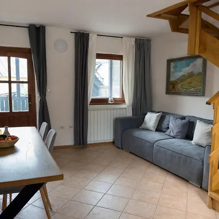 Soca Escape Apartament Bovec